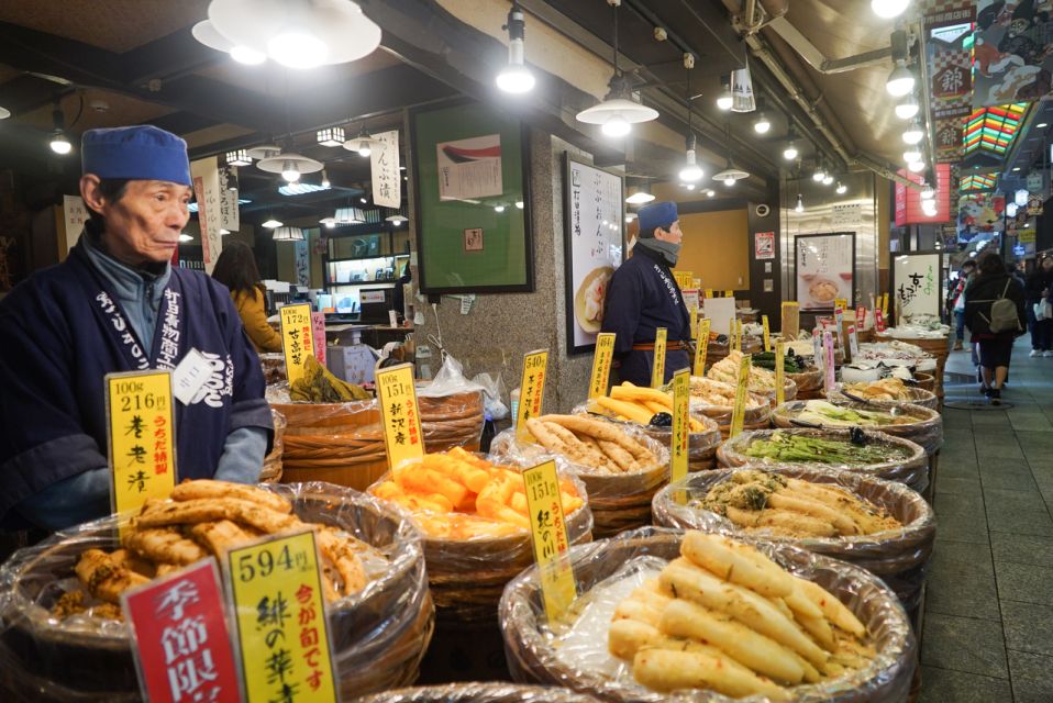 Kyoto: Walking Tour in Gion With Breakfast at Nishiki Market - Meeting Point Information