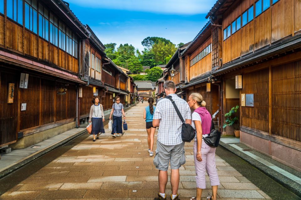 Kanazawa: Private Food Tasting Walking Tour - Frequently Asked Questions