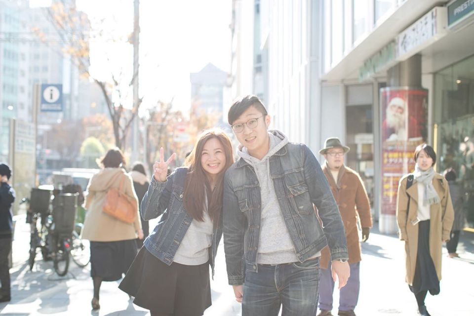 Private Couples Photoshoot in Tokyo W/ Professional Artists - Additional Options