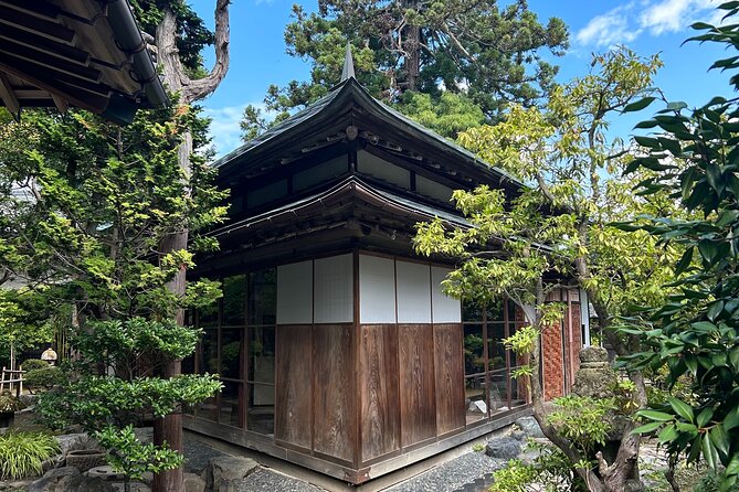 A Luxury Tour of One of Niigata's Historic Treasured Residences - Key Points