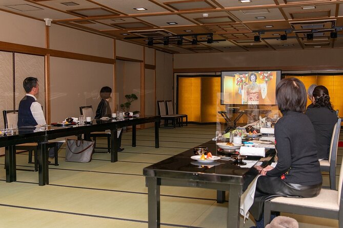 Akasaka Odori Video and Geisha Experience in Luxury Restaurant - Key Points