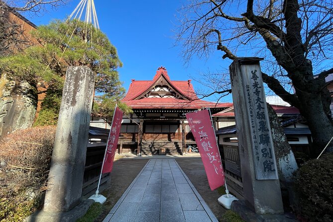 Buddhism Morning Prayer Ceremony in Takayama - Key Points