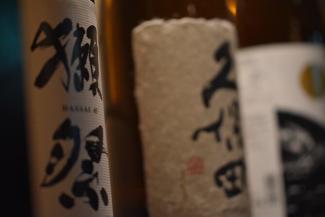 Experience Comparing Sake and Delicacies in Shinjyuku - Key Points