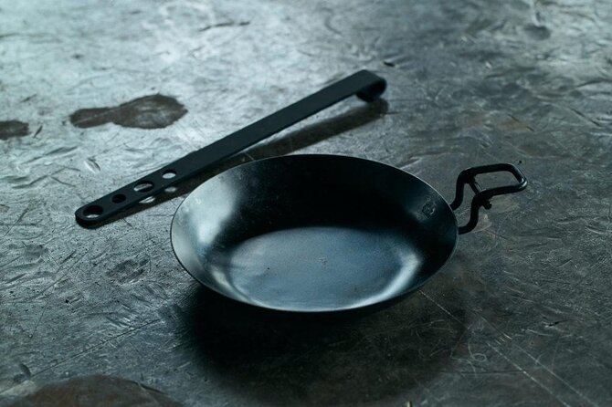 Experience Frying Pan Making With an Ironworking Expert - Key Points