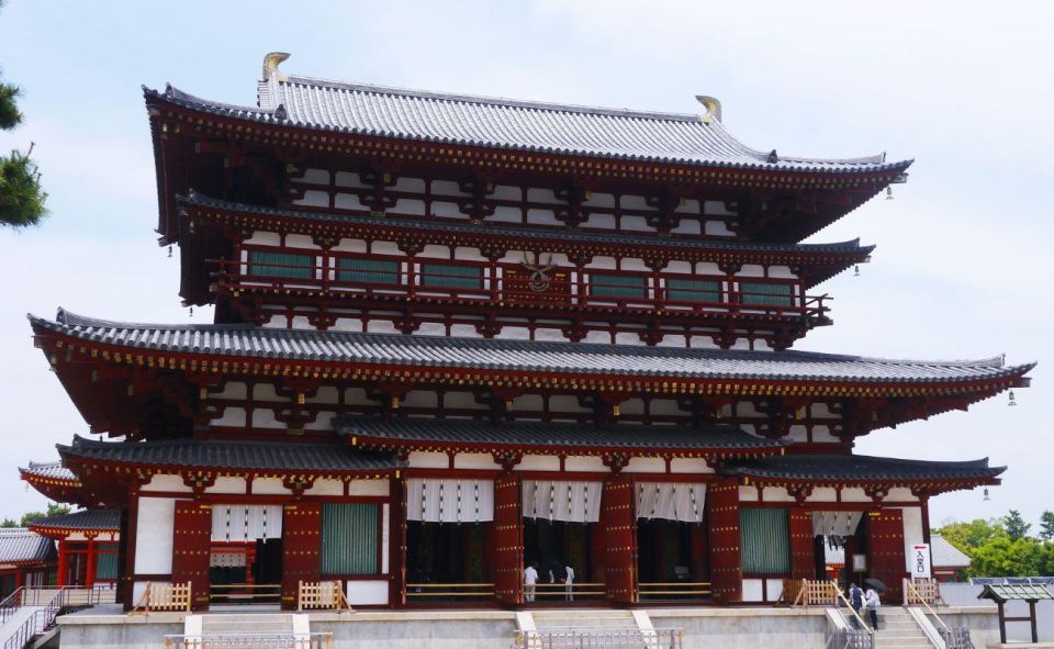 Nara: Private City Tour With A Local Guide - Key Points