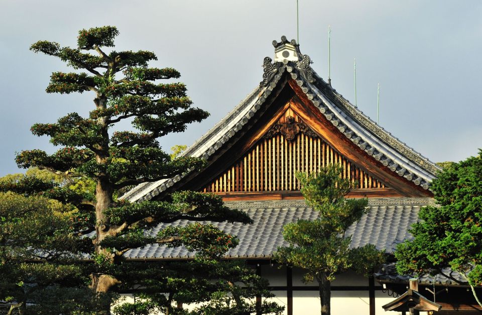 Nijo Castle & Kitano Tenmangu Shrine: Auidio Guide Tour - Key Points