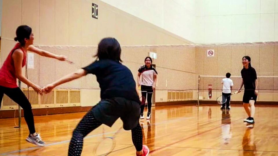 Osaka: Badminton With Japanese Locals! - Key Points