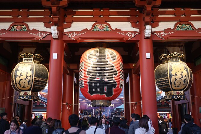 Private Tour in Maniac Places in Asakusa - Key Points