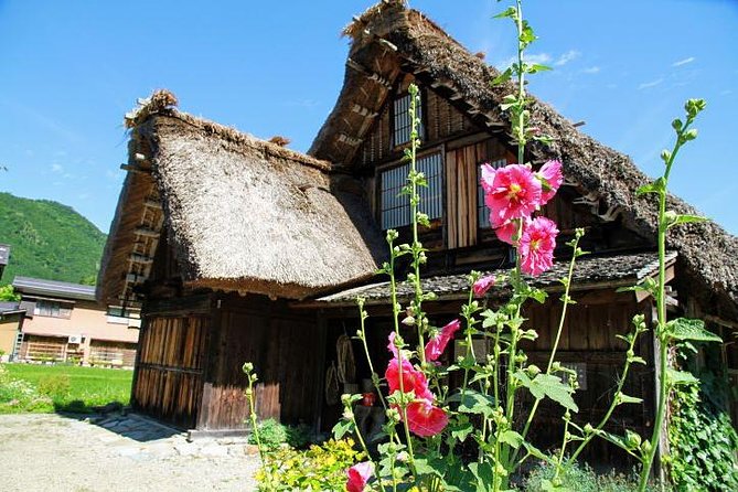 Private Tour of Shirakawago and Gokayama From Kanazawa - Key Points