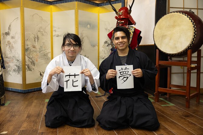 Shodo Japanese Calligraphy Class Near Osaka Castle - Key Points