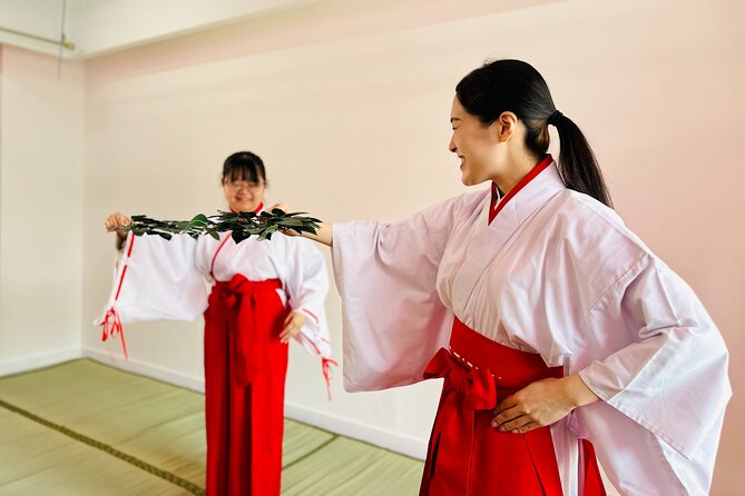 Tokyo Asakusa Tour and Shrine Maiden Ceremonial Dance Experience - Key Points